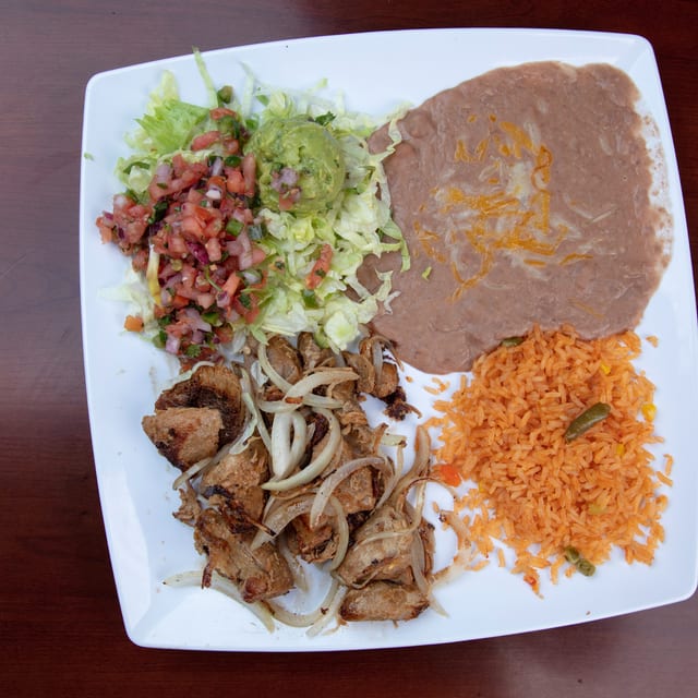 Carnitas Plate.